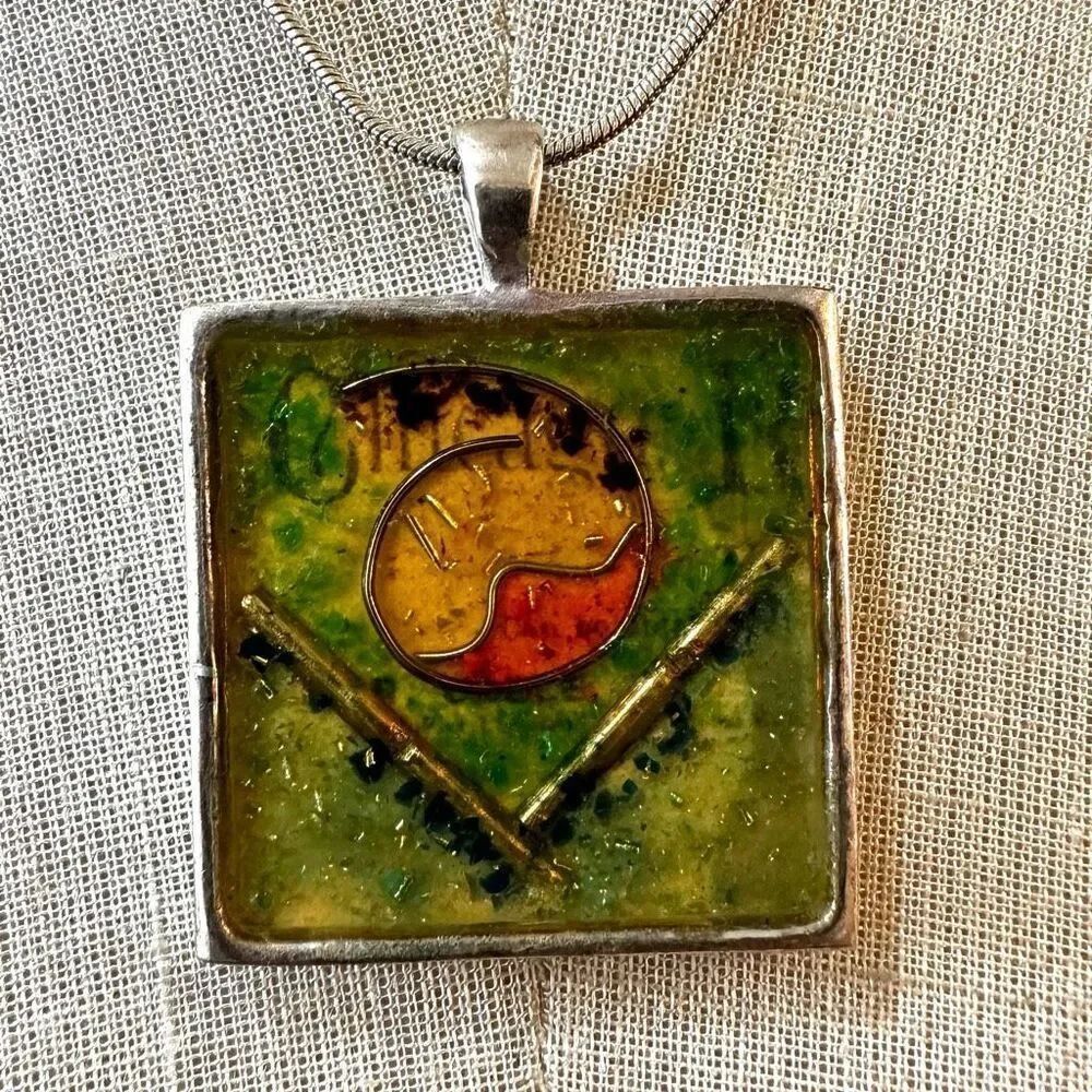 Green square pendant necklace